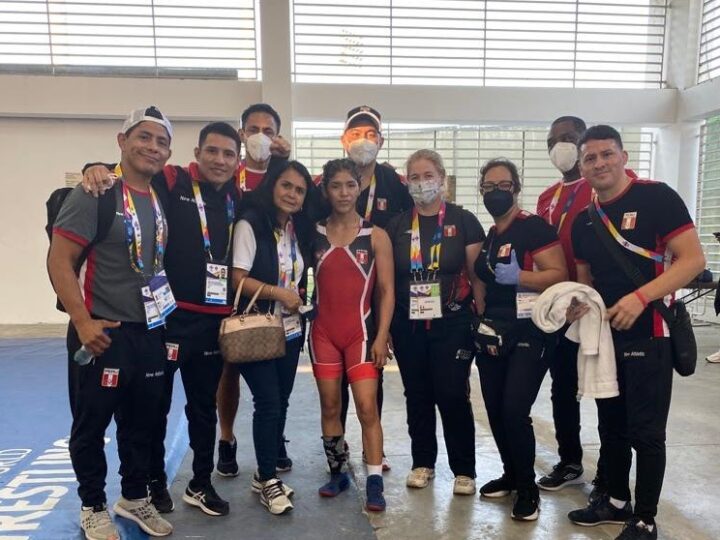 Peruana gana medalla de bronce en los I Juegos Panamericanos Junior 2021